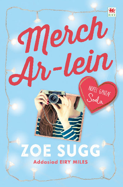 Clawr llyfr / Book cover: Cyfres Zoella: Merch Ar-Lein