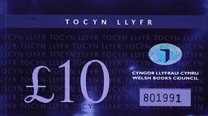 Tocyn Llyfr Cymraeg: 10 Punt / 10 Pounds