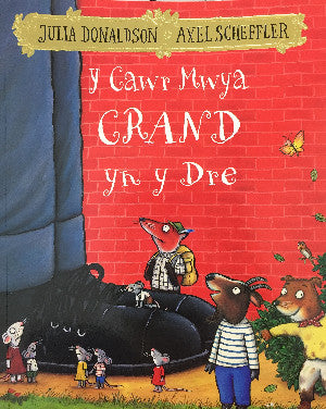 Cawr Mwya Crand yn y Dre, Y