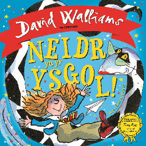 Neidr yn yr Ysgol!