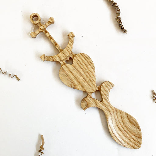 Llwy Garu Huw Jones | Welsh Lovespoon - Siop Y Pentan