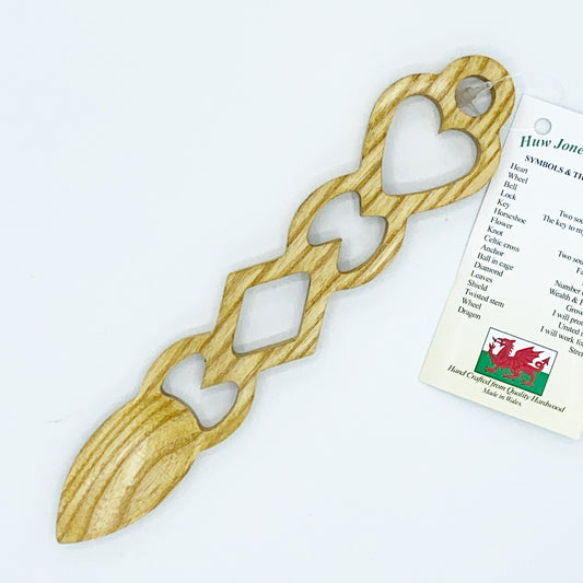 Llwy Garu Ioan Thomas | Welsh Lovespoon - Siop Y Pentan